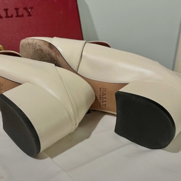 Bally “Janelle” loafers 2019. Elegant bone color. - Picture 4 of 7
